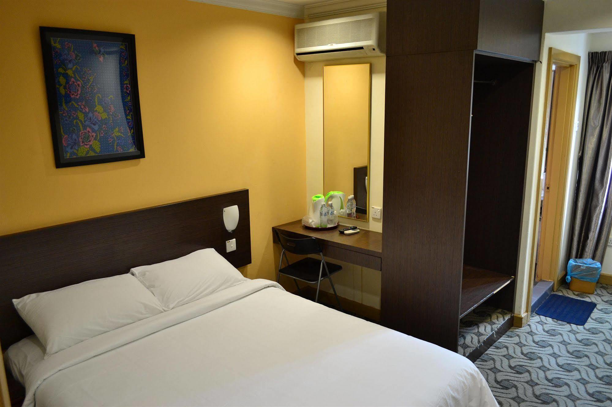 Hotel Ymca Kuala Lumpur Extérieur photo